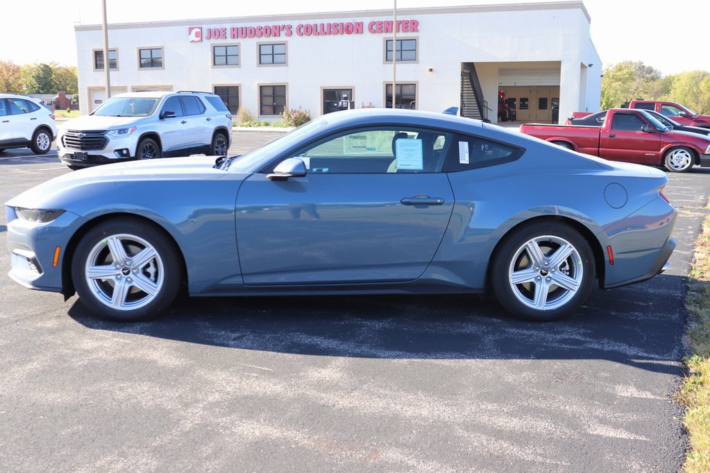 New 2026 Ford Mustang Coupe image 7