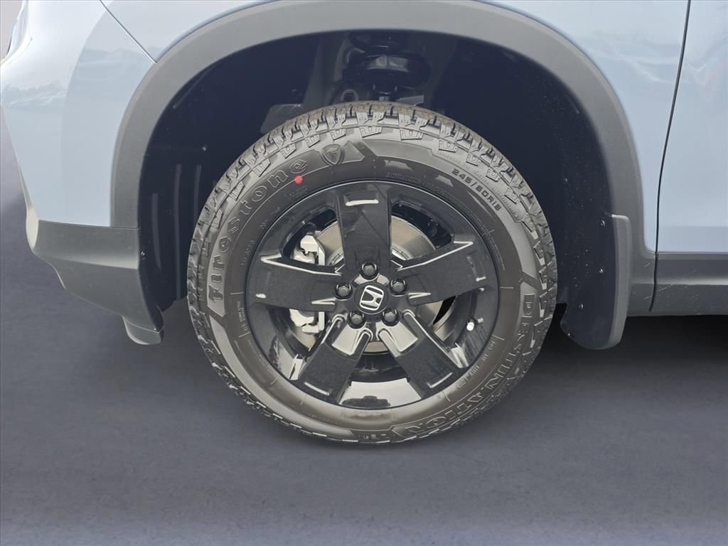 New 2026 Honda Ridgeline Black Edition image 9