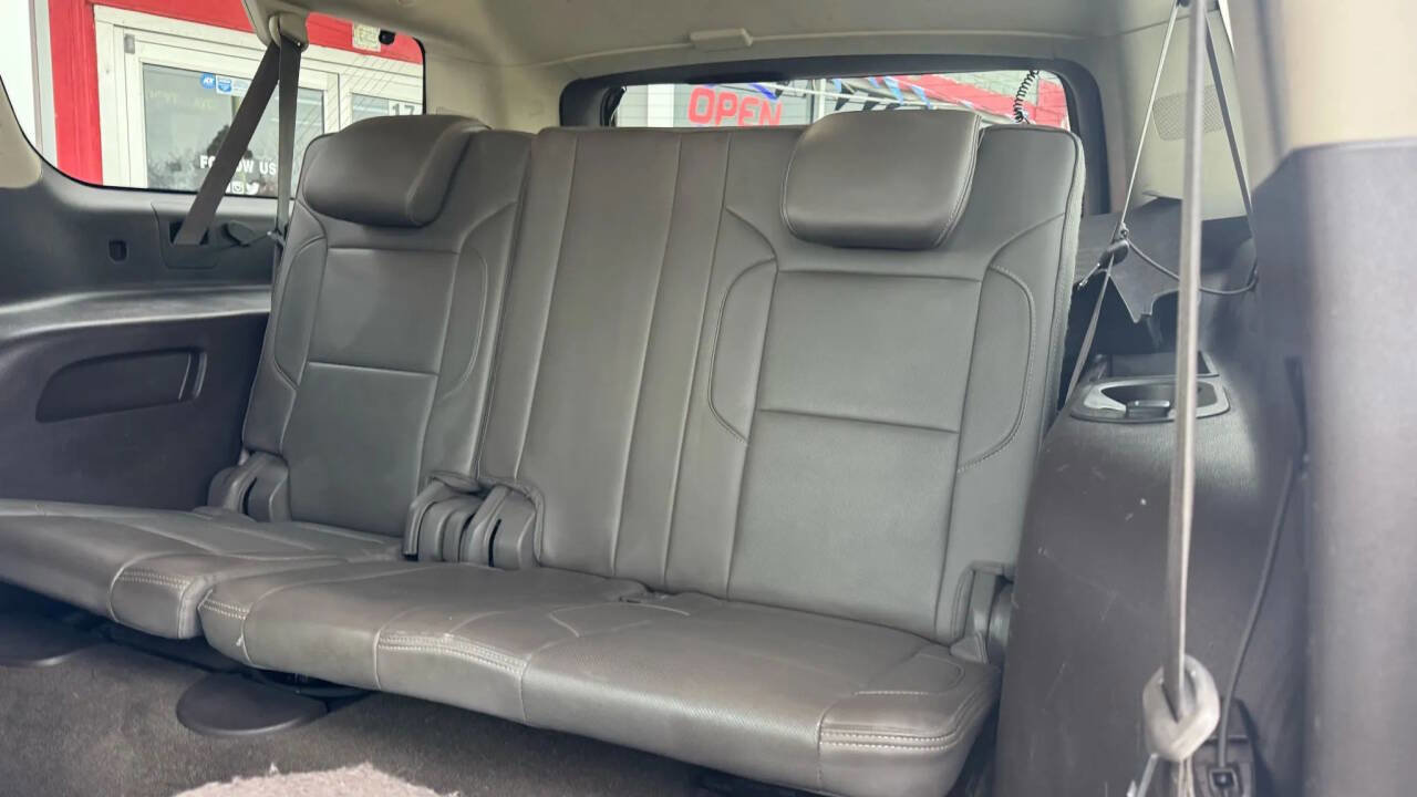 Used 2015 GMC Yukon XL Denali w/ Premium Package image 25