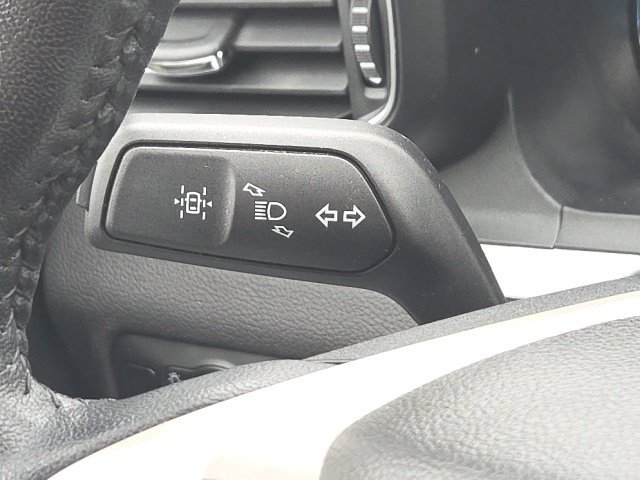Used 2023 Ford Explorer XLT w/ Equipment Group 202A AWD/4WD image 43