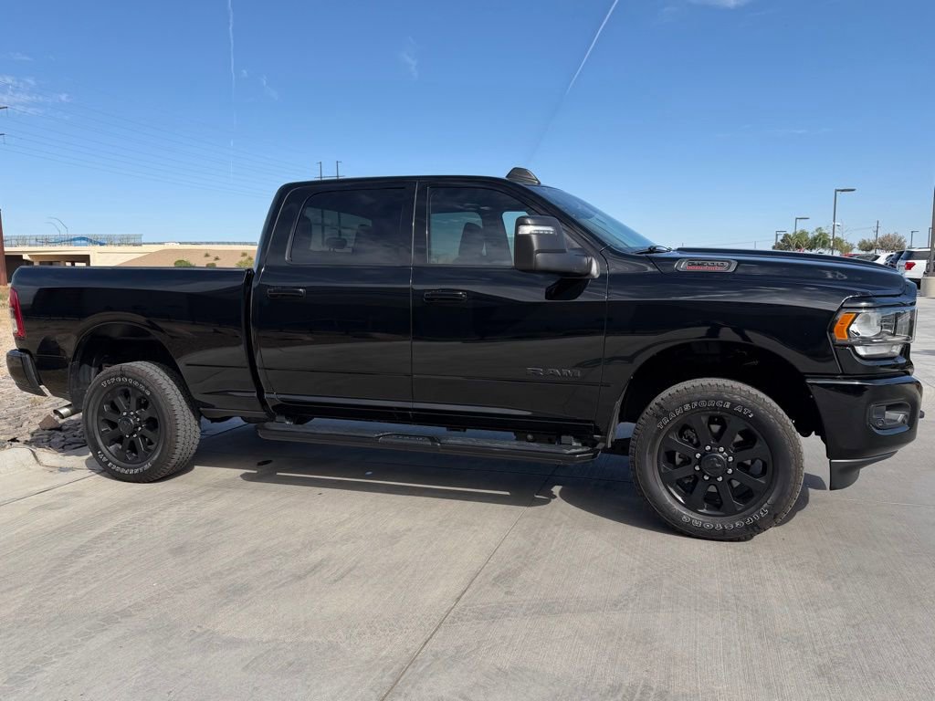 Used 2024 RAM 2500 Big Horn w/ Night Edition AWD/4WD image 3