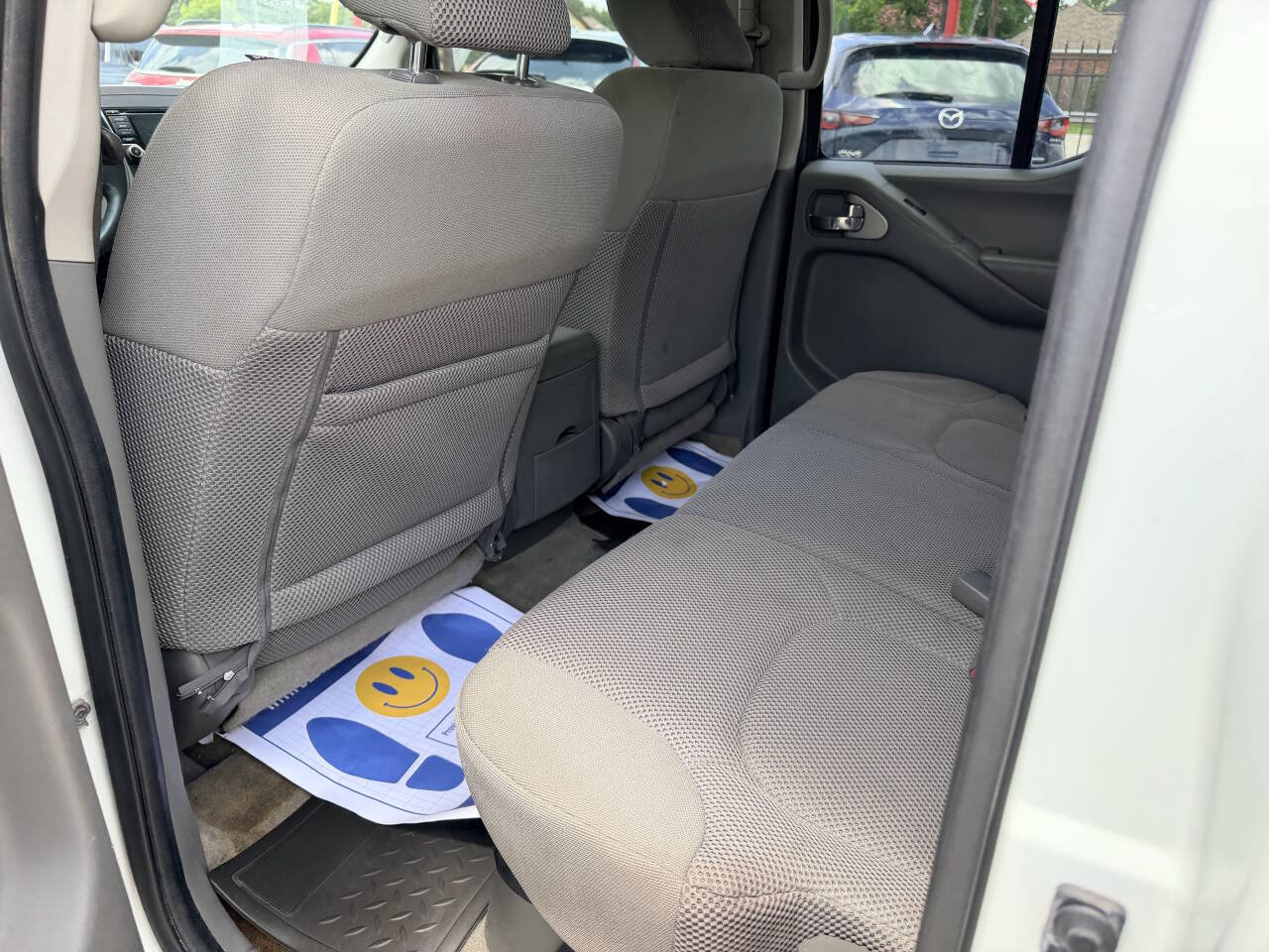 Used 2017 Nissan Frontier SV AWD/4WD image 19
