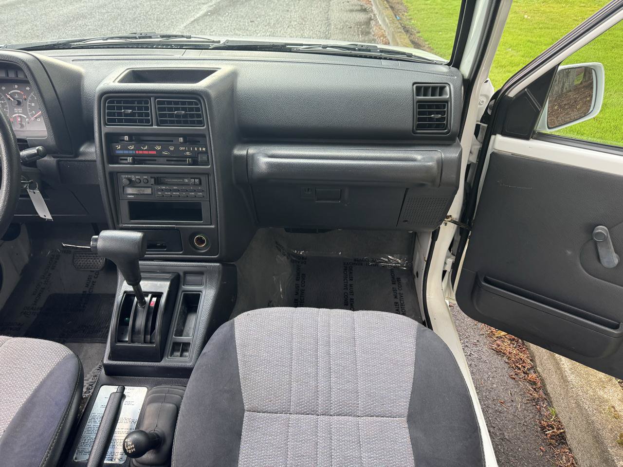 Used 1995 Suzuki Sidekick JX AWD/4WD image 16