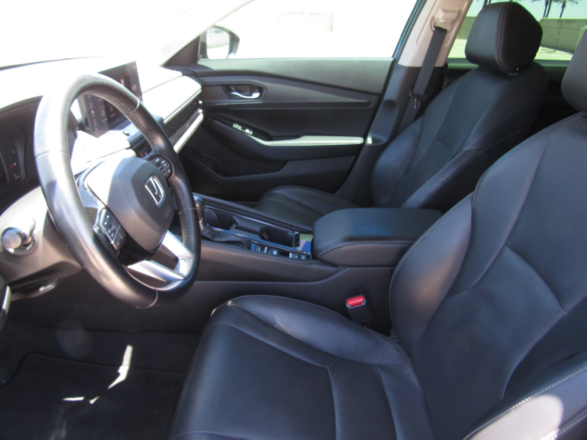 Used 2023 Honda Accord Touring image 14