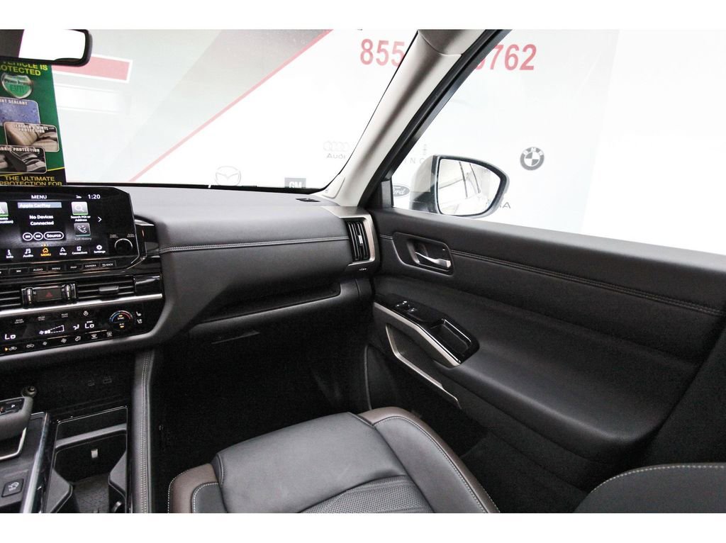 Certified 2024 Nissan Pathfinder Platinum image 8