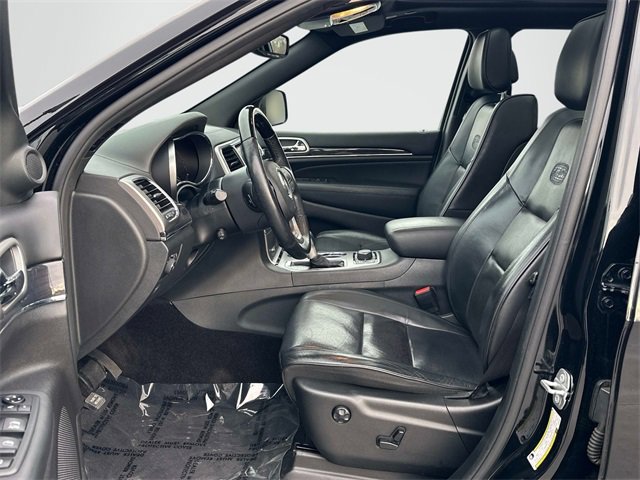 Used 2018 Jeep Grand Cherokee Overland image 16
