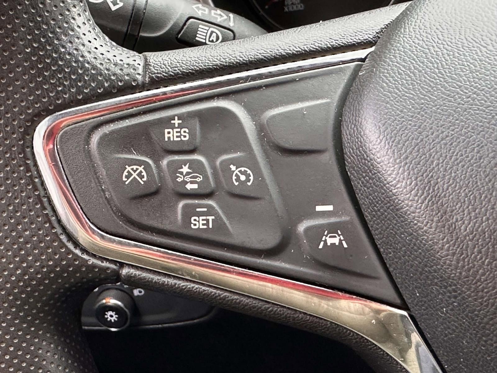 Used 2021 Chevrolet Equinox LT image 20