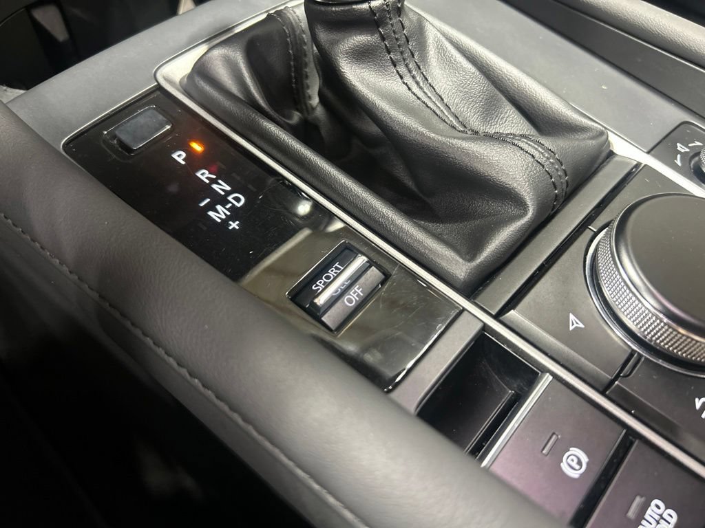 Used 2021 MAZDA MAZDA3 s FWD image 27