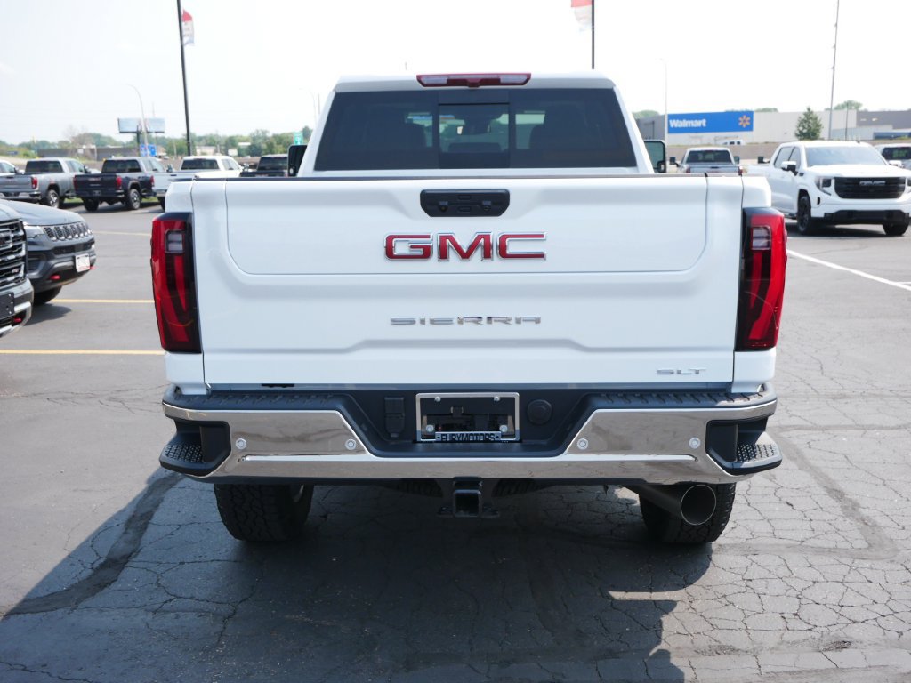 New 2026 GMC Sierra 3500 SLT w/ SLT Premium Package AWD/4WD image 3