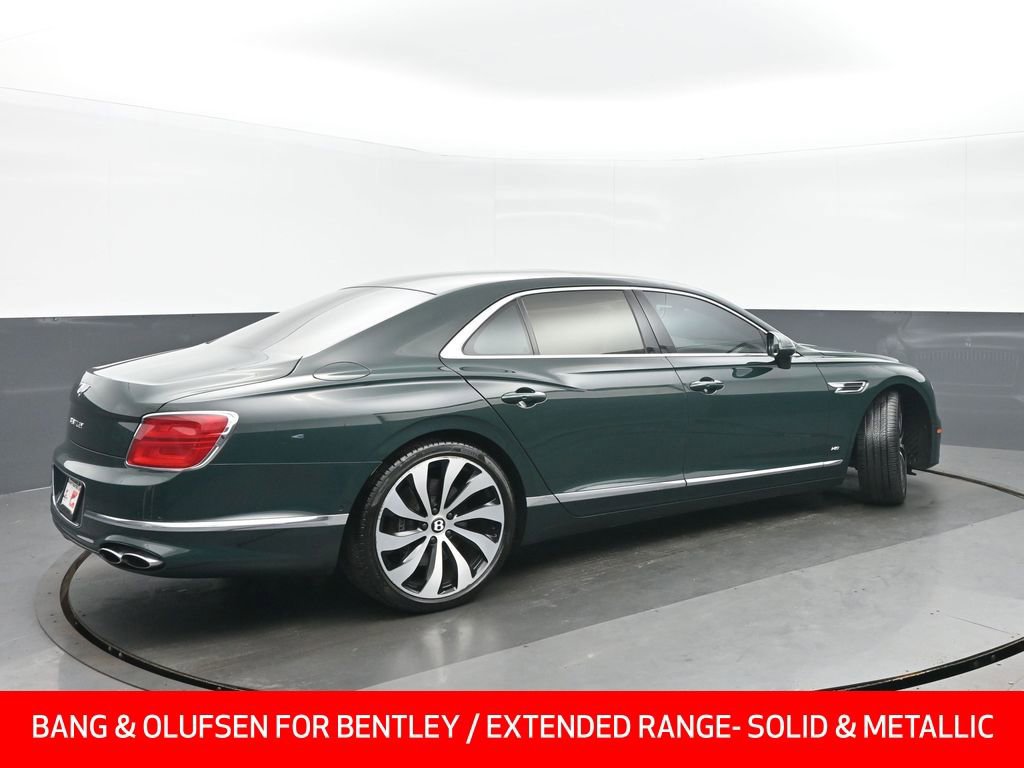 Used 2022 Bentley Flying Spur V8 AWD/4WD image 3