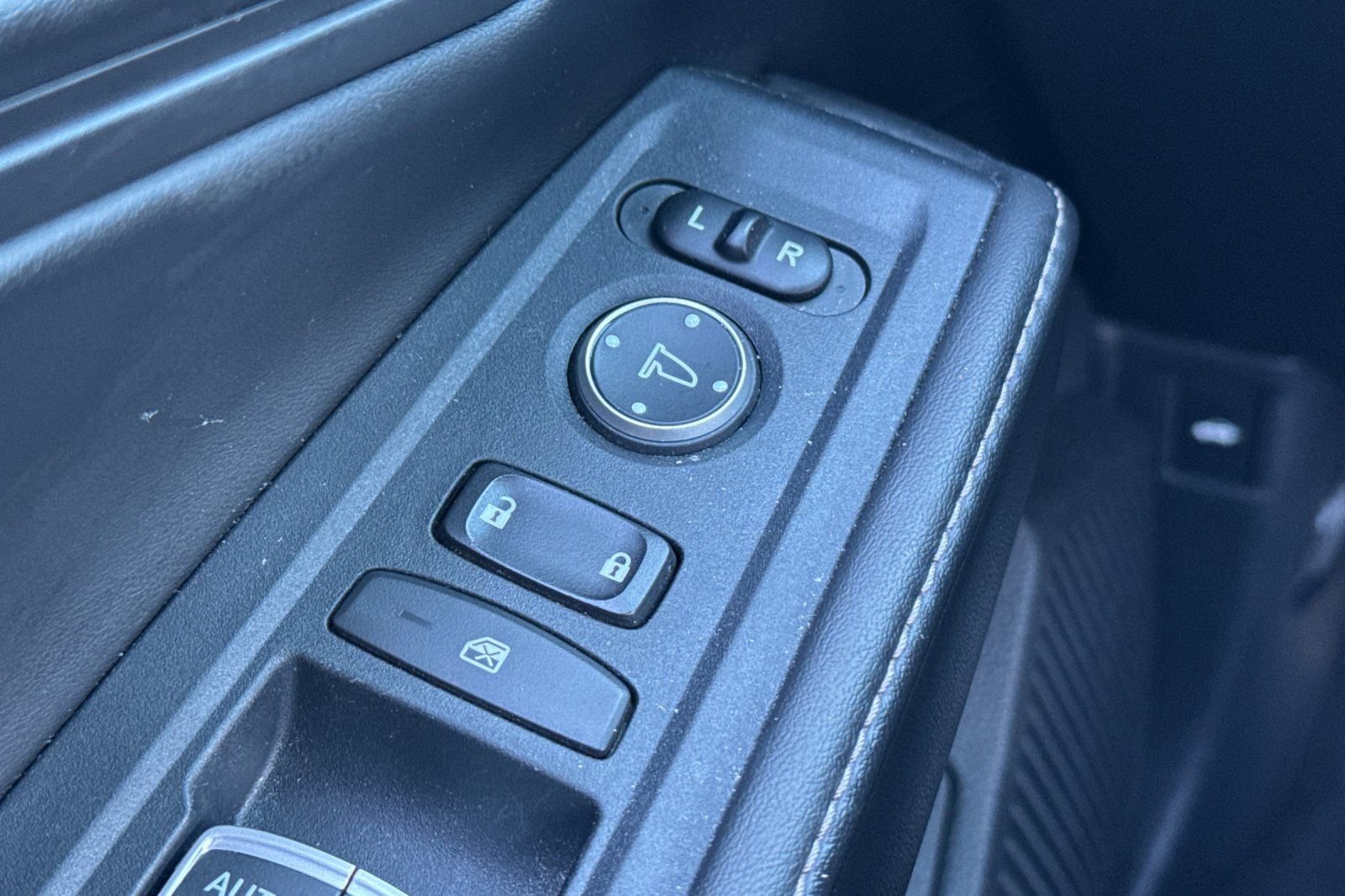 Used 2024 Honda Accord Sport image 39