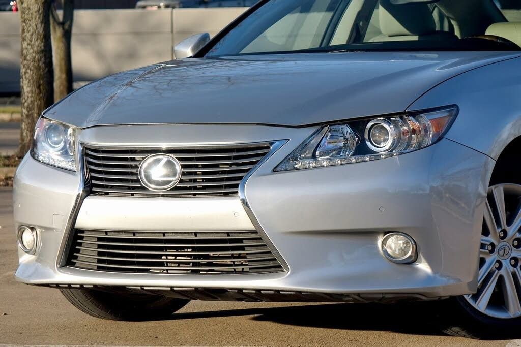 Used 2014 Lexus ES 350 w/ Premium Package image 22