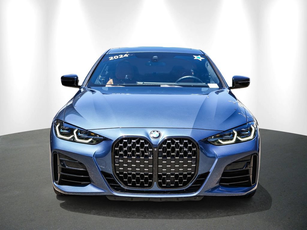 Used 2024 BMW M440i Coupe w/ Premium Package RWD image 2