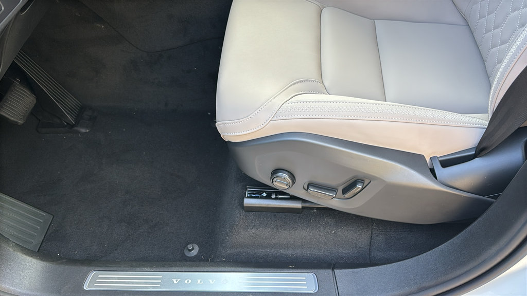 New 2027 Volvo XC90 B6 Plus AWD/4WD image 25