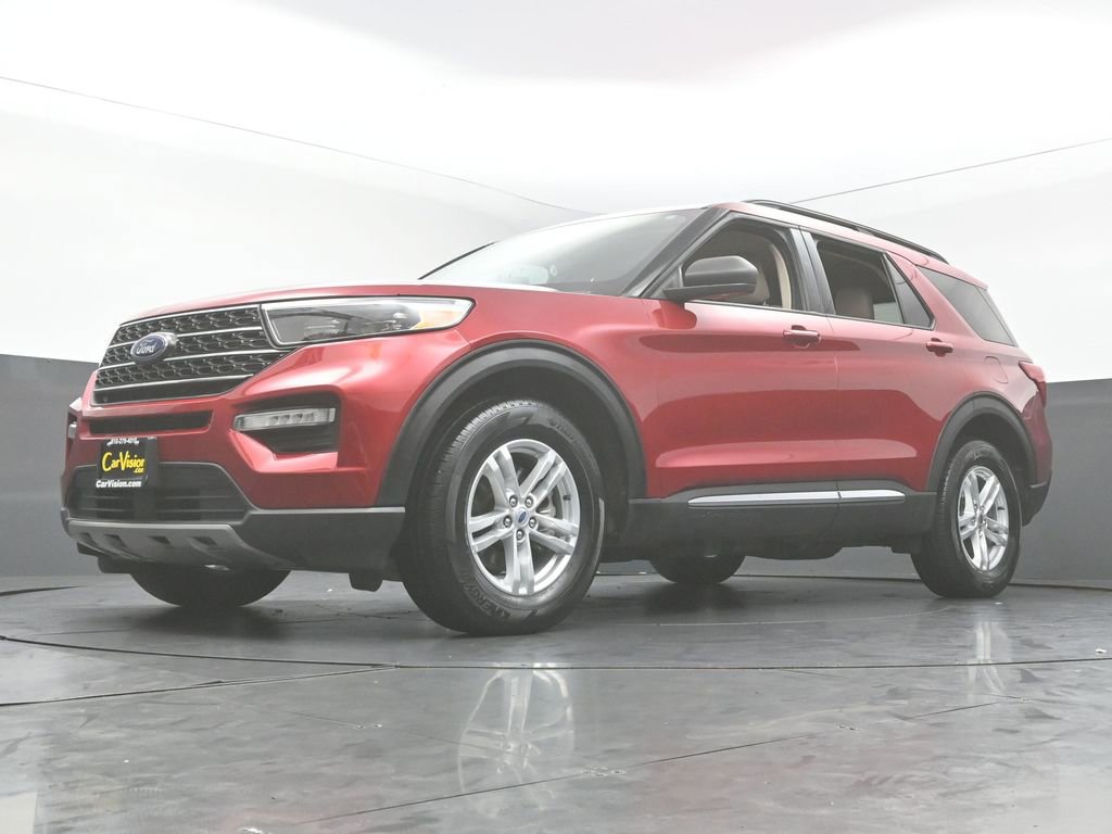 Used 2022 Ford Explorer XLT w/ Equipment Group 202A AWD/4WD image 51