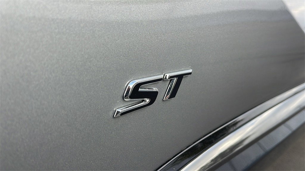 Used 2025 Buick Envision Sport Touring image 10