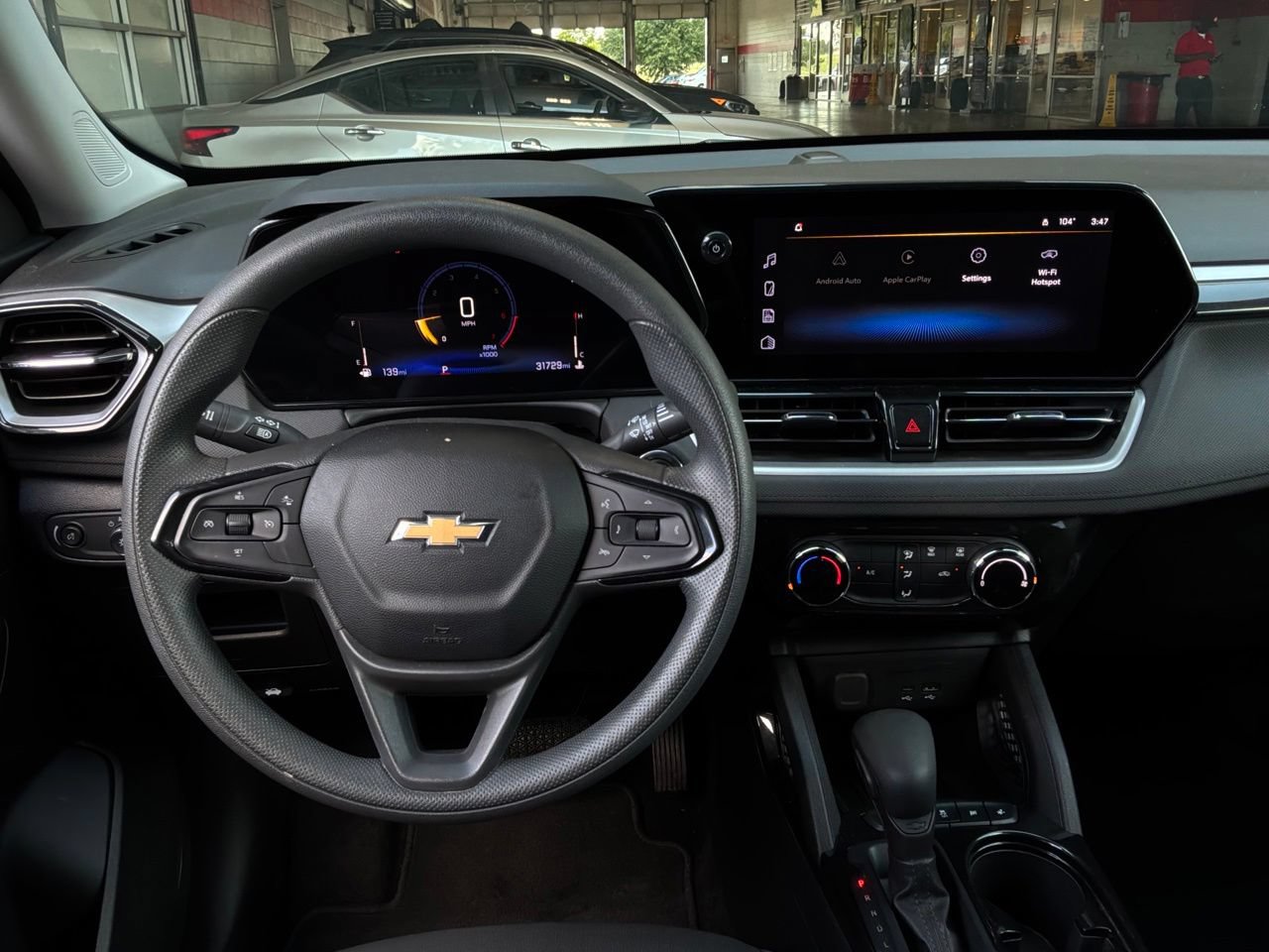 Used 2025 Chevrolet TrailBlazer LT FWD image 12