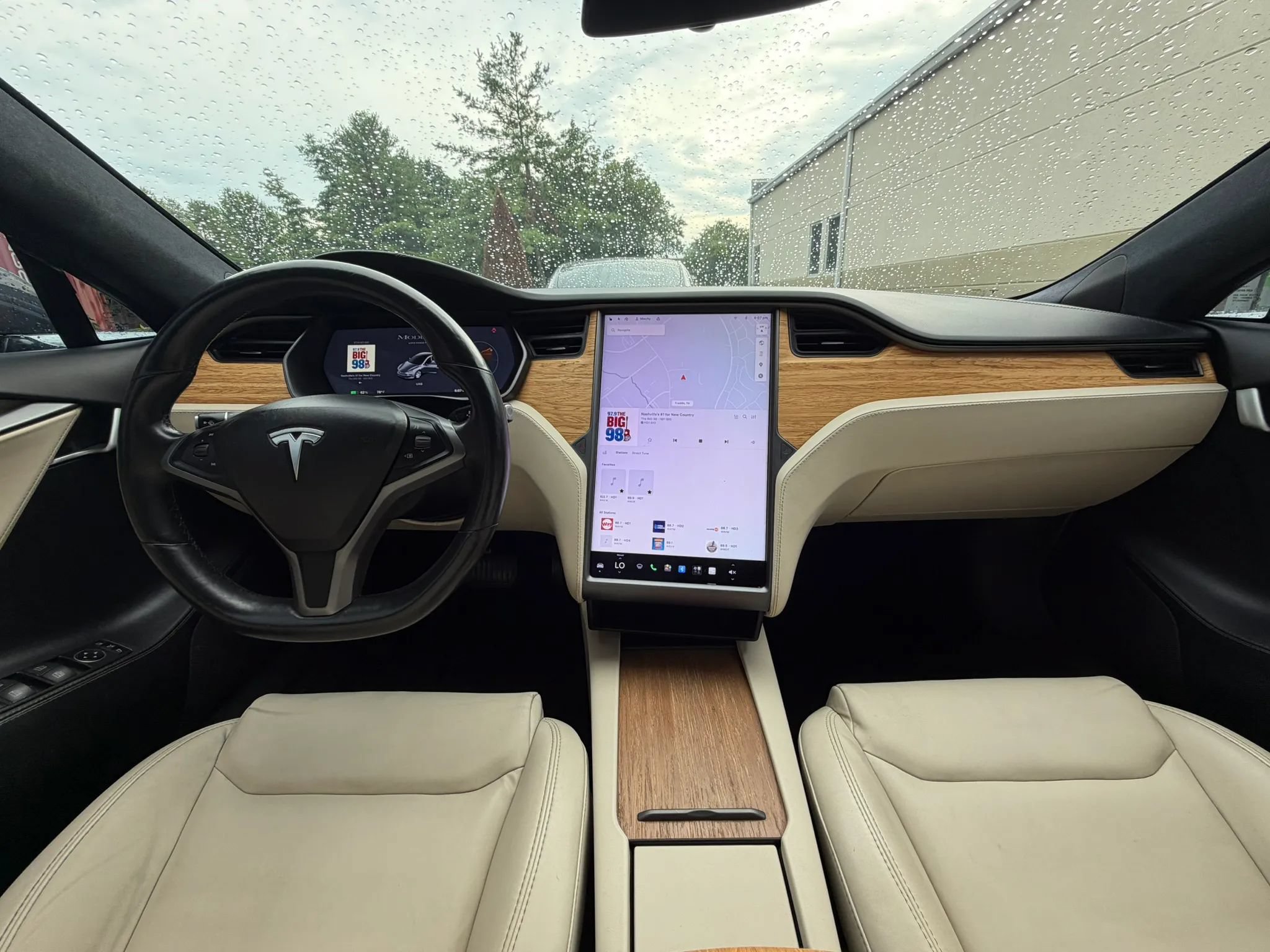 Used 2020 Tesla Model S Long Range Plus AWD/4WD image 2