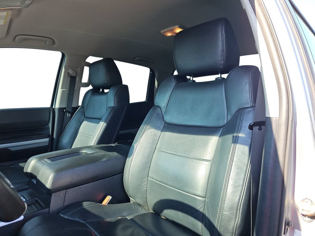 Used 2020 Toyota Tundra SR5 w/ SR5 Leather Package AWD/4WD image 15
