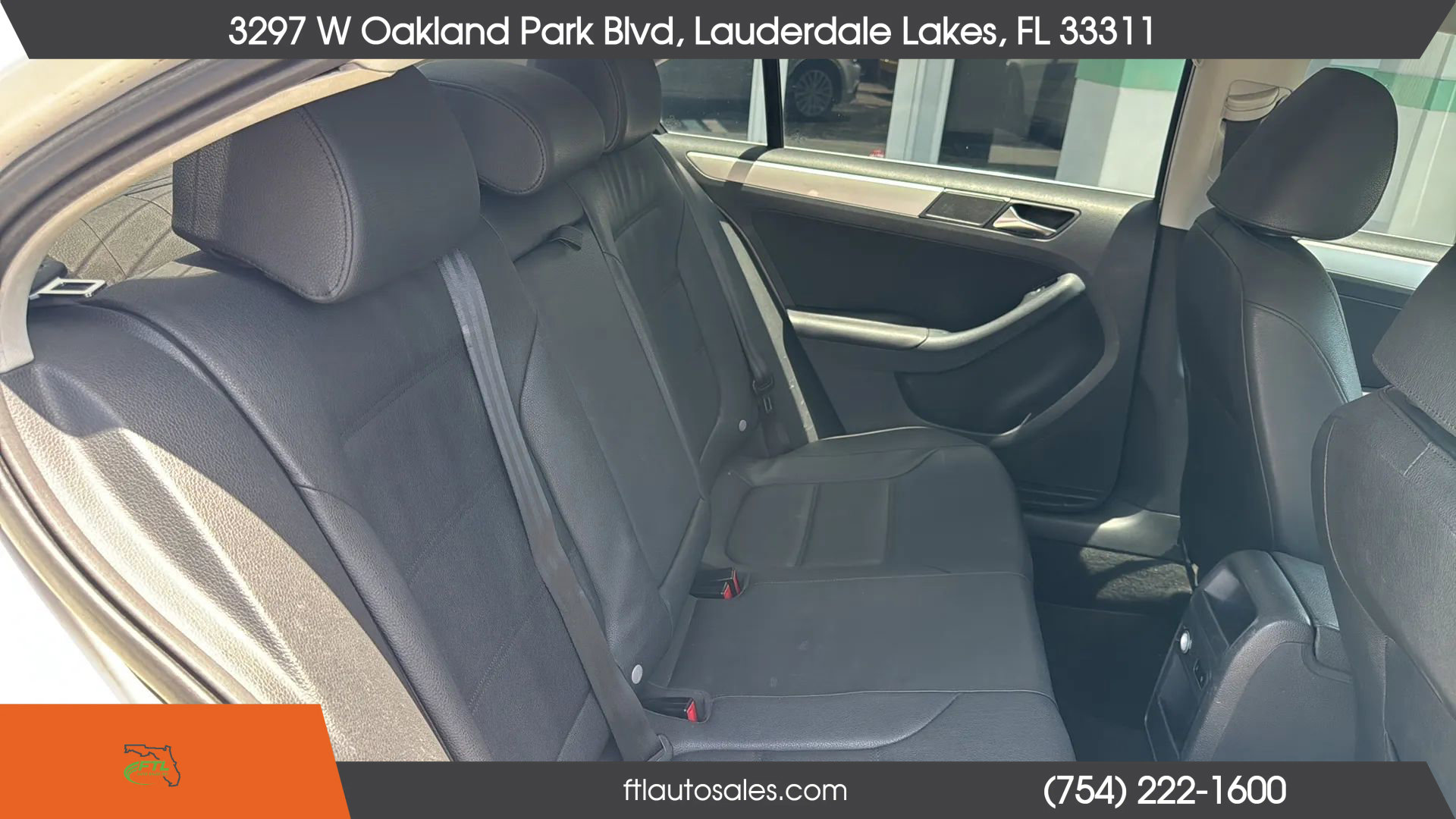 Used 2011 Volkswagen Jetta SEL image 37