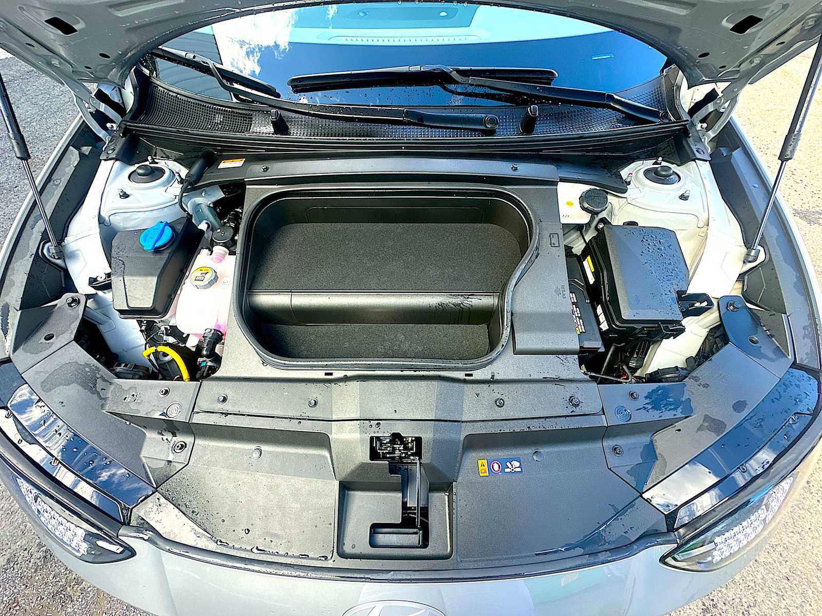 Used 2025 Hyundai Ioniq 6 SEL image 17