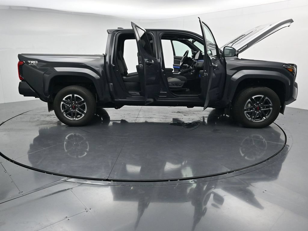 Used 2024 Toyota Tacoma TRD Sport w/ TRD Sport Upgrade Package AWD/4WD image 41