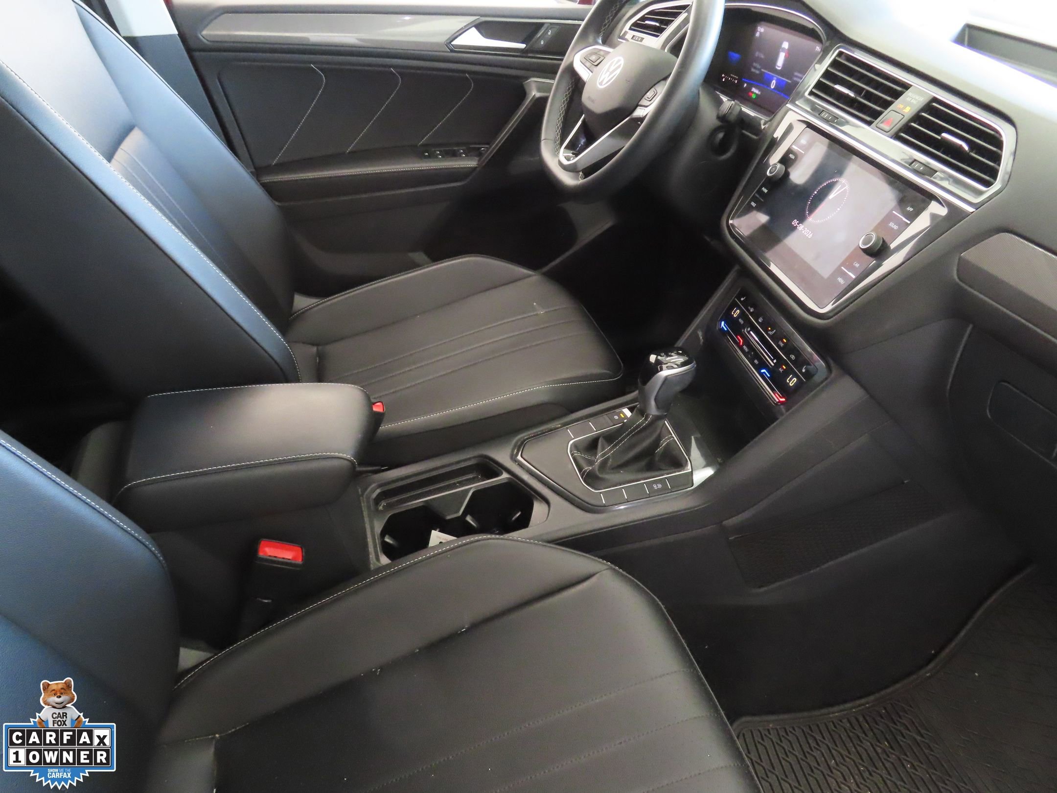 Used 2022 Volkswagen Tiguan SE FWD image 25