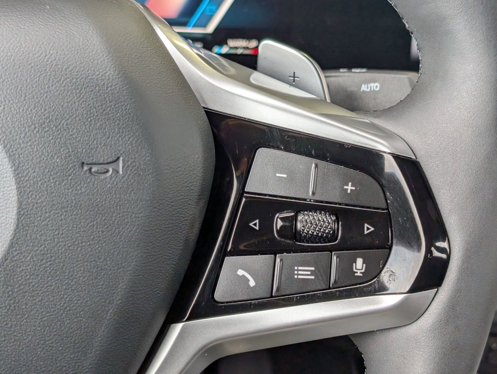 Used 2025 BMW 330i Sedan image 24