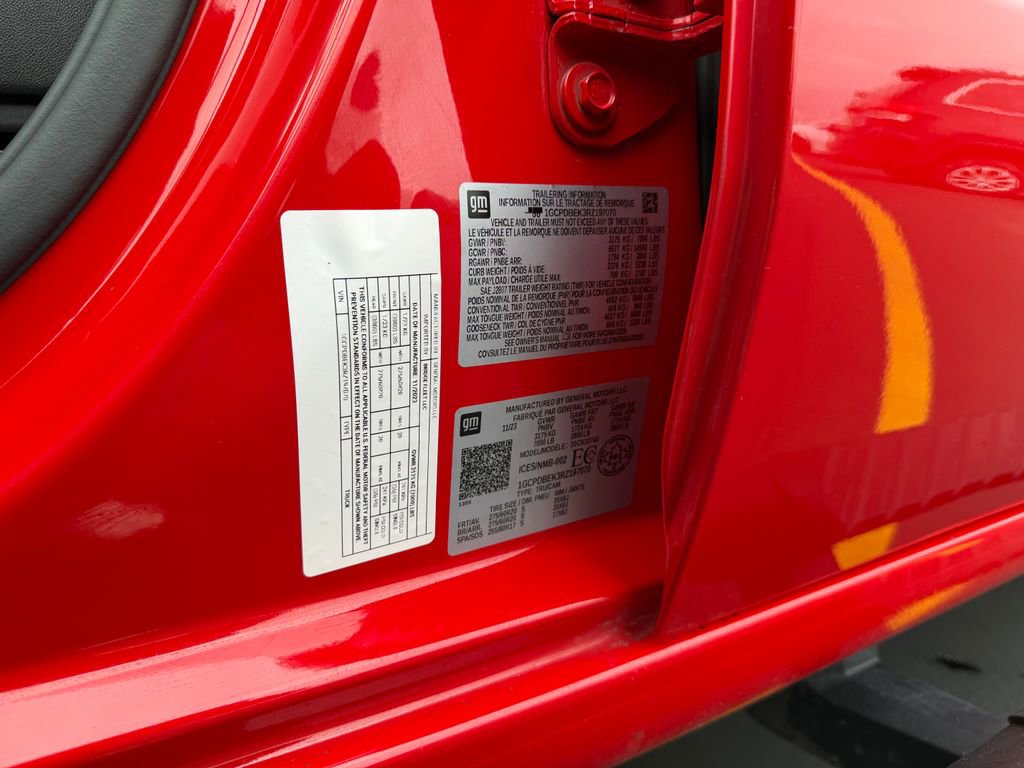 Used 2024 Chevrolet Silverado 1500 Custom w/ LPO, Dark Essentials Package image 32