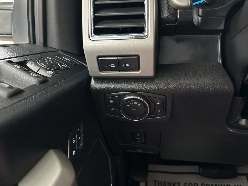 Used 2018 Ford F250 Lariat w/ Lariat Value Package image 40