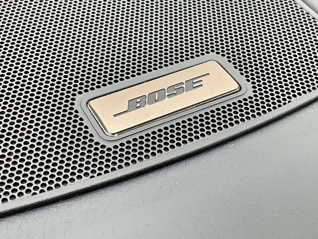 Used 2017 INFINITI QX60 FWD w/ Deluxe Technology Package image 41