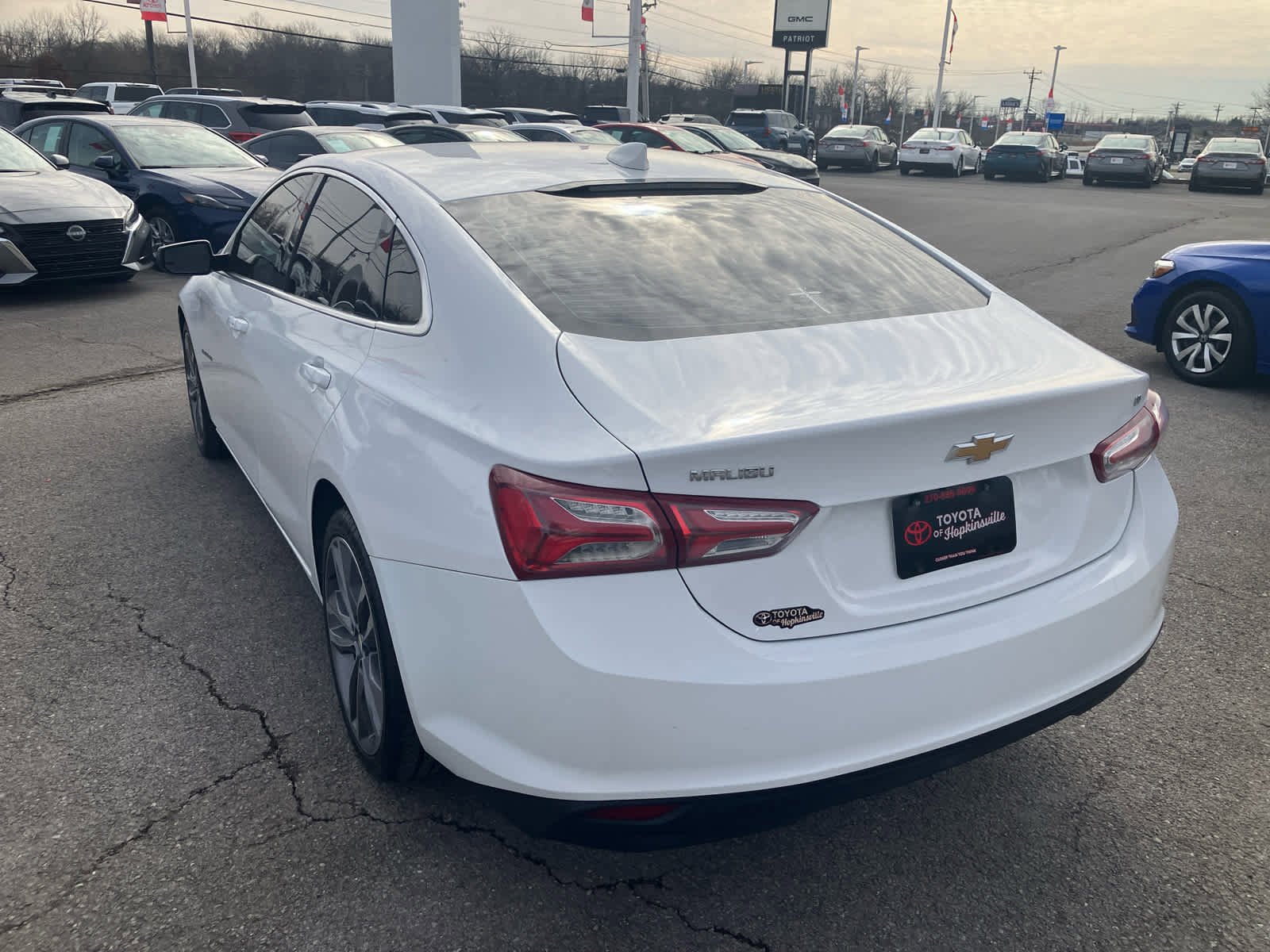 Used 2021 Chevrolet Malibu LT FWD image 5