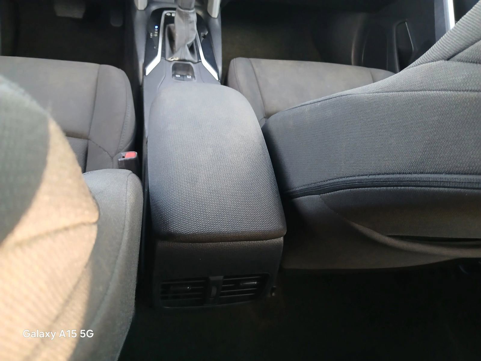 Used 2024 Toyota Corolla Cross AWD Hybrid image 29