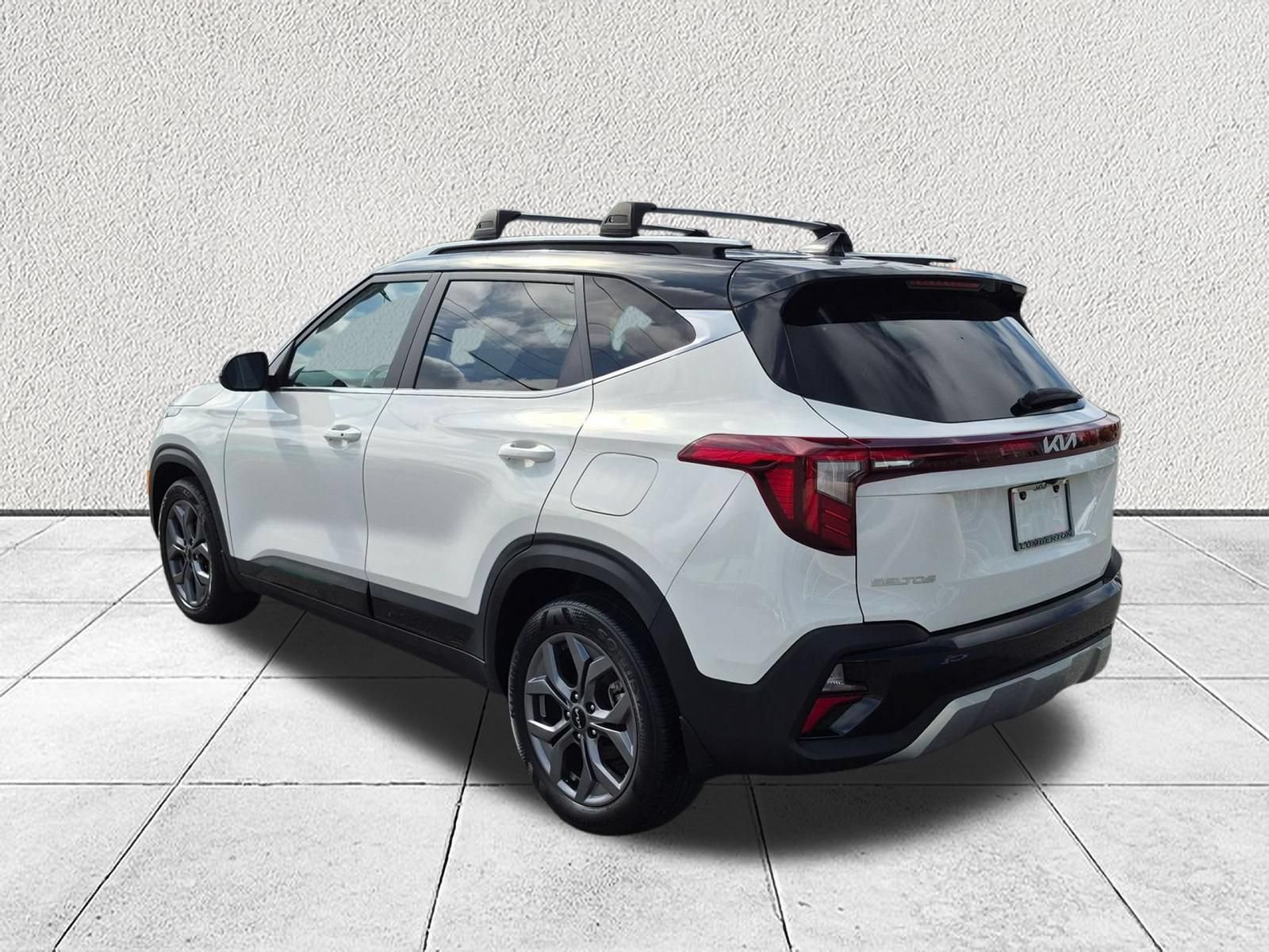 Used 2024 Kia Seltos S FWD image 5