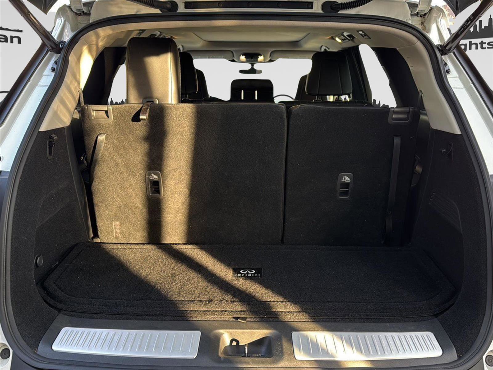 Used 2023 INFINITI QX60 Luxe w/ Cargo Package image 39