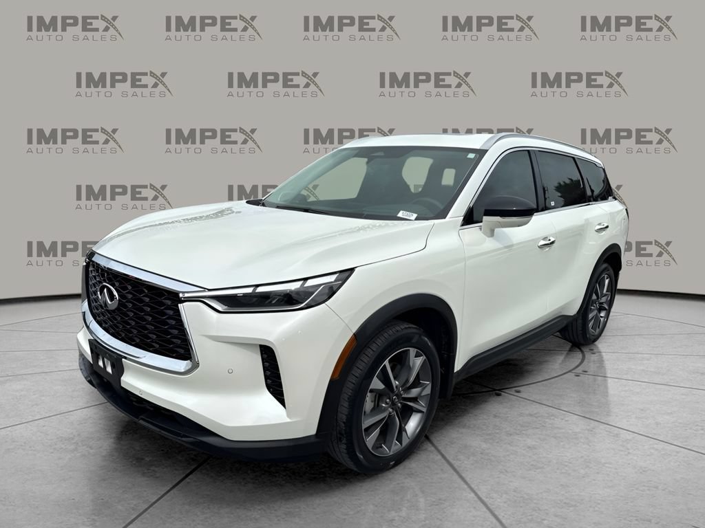 Used 2023 INFINITI QX60 Luxe w/ Vision Package FWD image 1