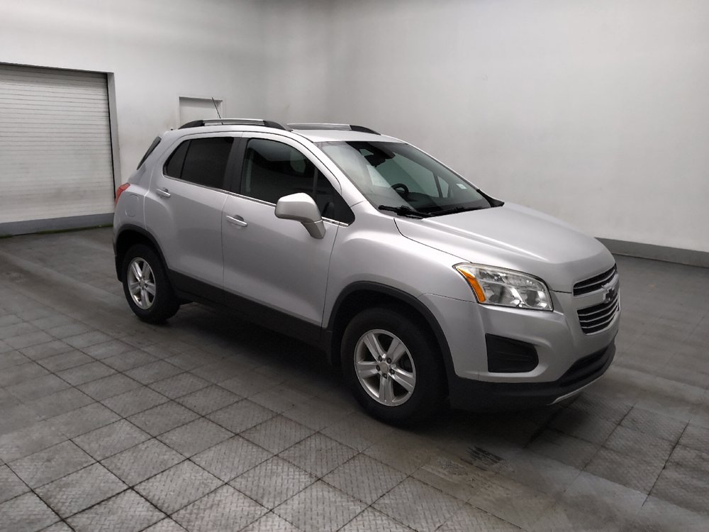 Used 2016 Chevrolet Trax LT w/ LT Sun and Sound Package AWD/4WD image 11