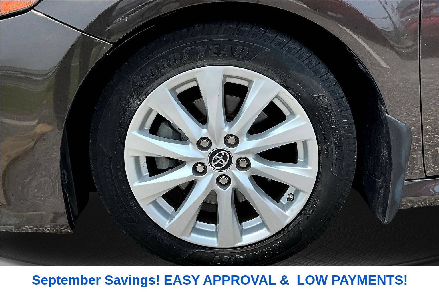 Used 2019 Toyota Camry LE FWD image 31