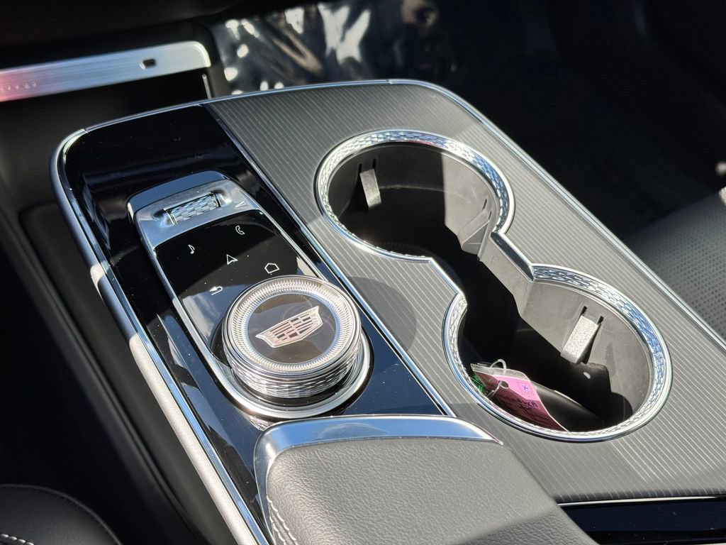 Used 2025 Cadillac Lyriq Sport image 24