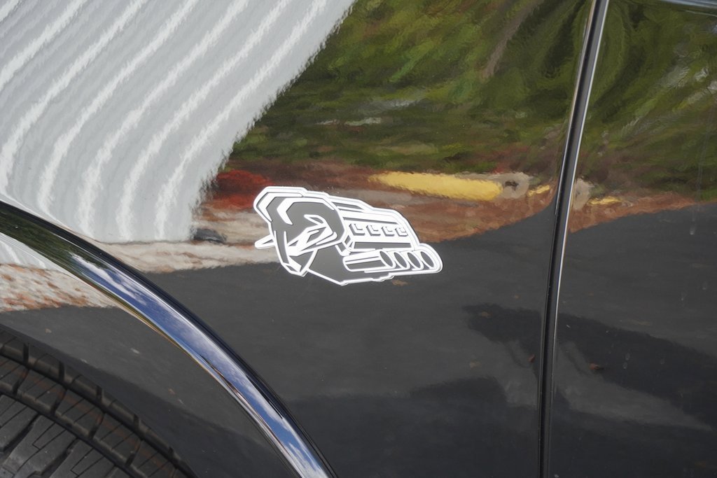 New 2026 RAM 1500 4x4 Crew Cab image 8
