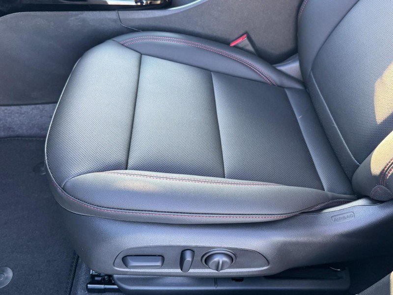 New 2026 Chevrolet Trax RS w/ Sunroof Package image 9