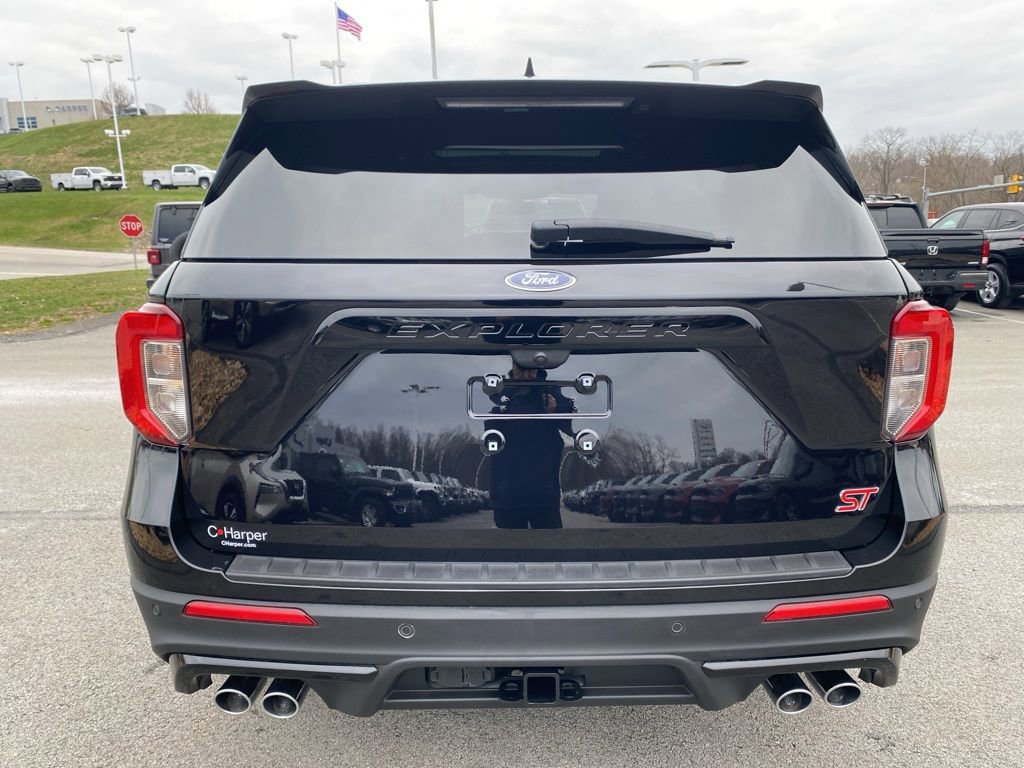 Used 2023 Ford Explorer ST w/ Equipment Group 401A AWD/4WD image 4
