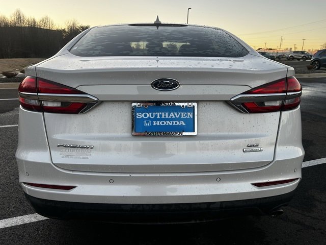 Used 2020 Ford Fusion SE image 5