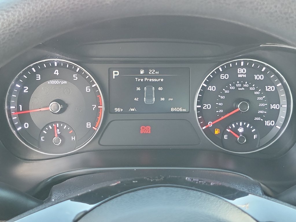 Used 2024 Kia Forte LX FWD image 7