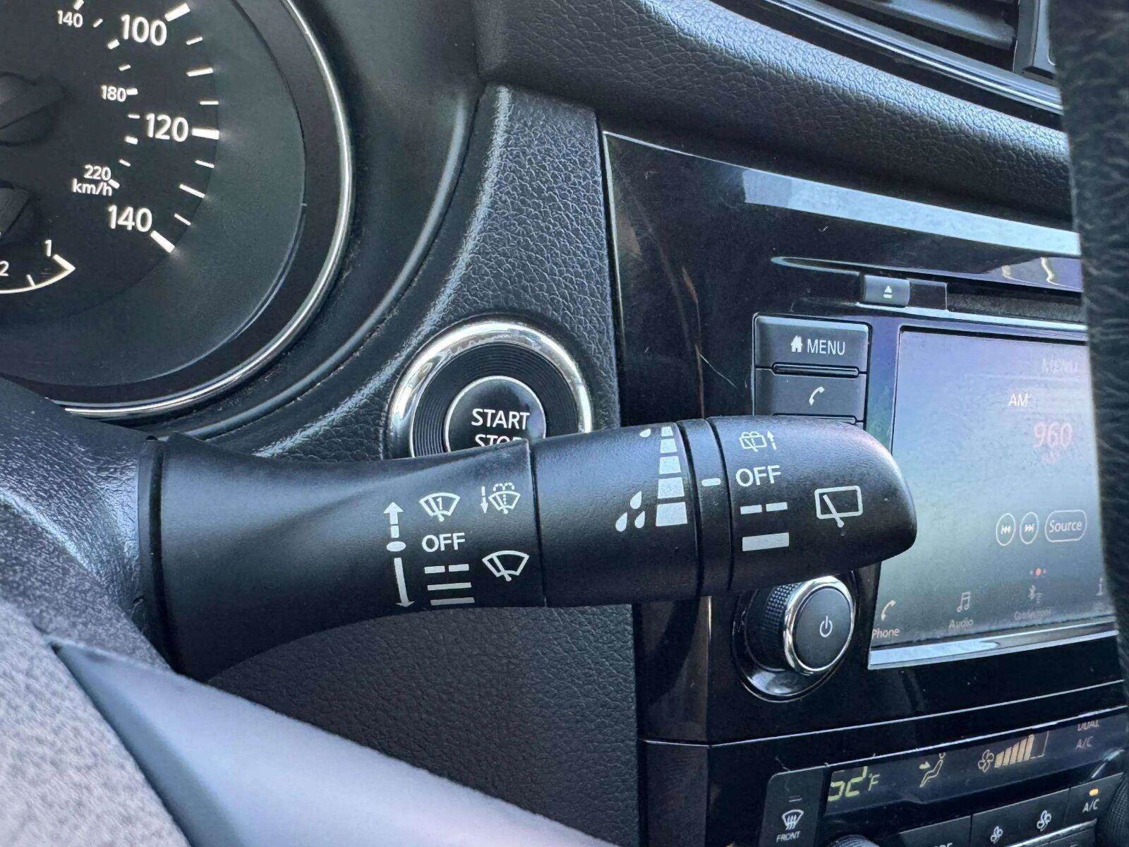 Used 2019 Nissan Rogue SV FWD image 21
