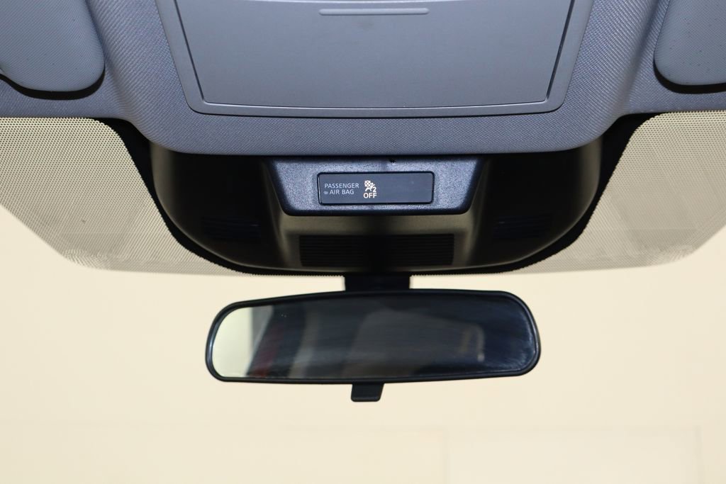Used 2021 Nissan Rogue S FWD image 23