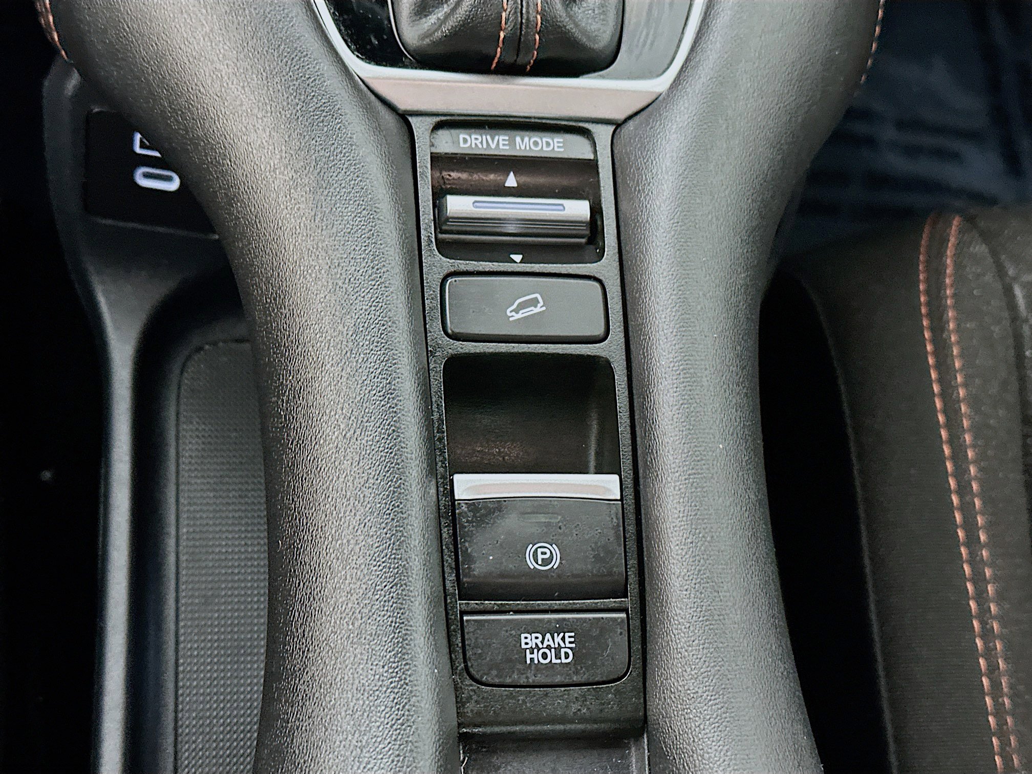 Certified 2025 Honda HR-V Sport image 19