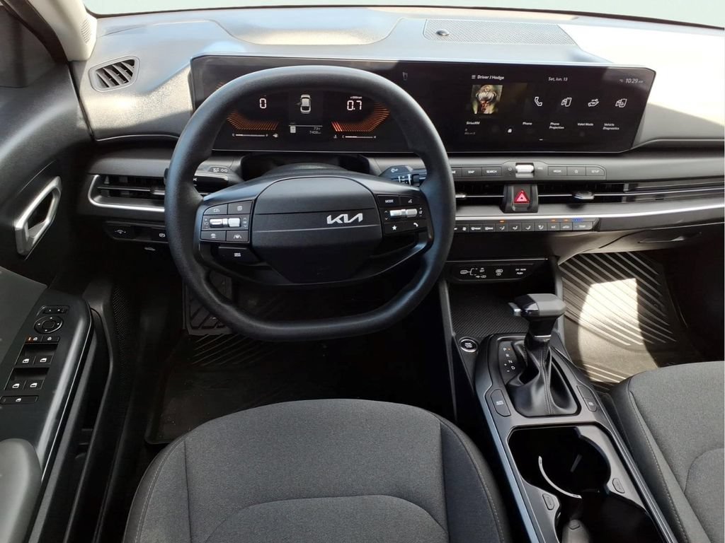 Used 2025 Kia K4 FWD image 8