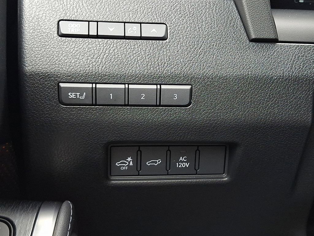 Used 2024 Lexus GX 550 w/ Accessory Package (Z1) AWD/4WD image 23