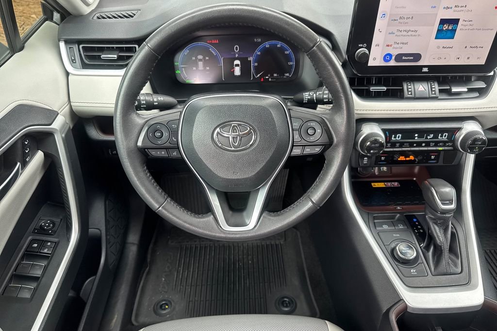 Used 2023 Toyota RAV4 Limited image 13
